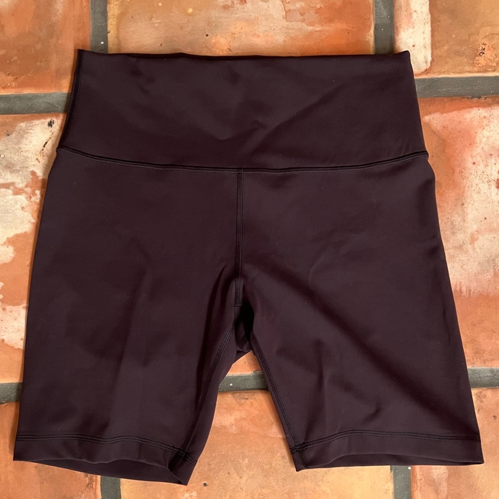 Lululemon black spandex shorts